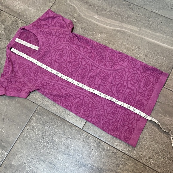 Lululemon Top - Picture 4 of 7